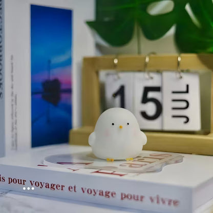 Cute glowing chick lamp